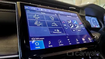 Grand Cherokee Infotainment System Image, Grand Cherokee Photos in