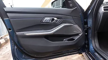 BMW M340i Front Left Door Pad