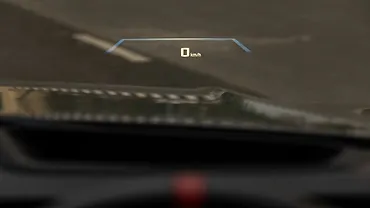 BMW M340i Head-Up Display (HUD)