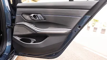 BMW M340i Rear Door Pad