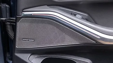 BMW M340i Rear Speakers