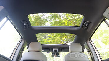 Mercedes-Benz EQB Sunroof/Moonroof