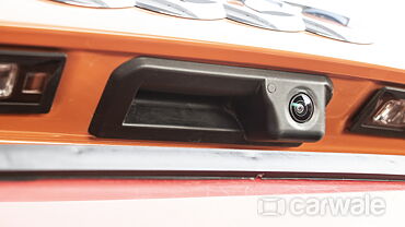 Audi Q3 360-Degree Camera Control