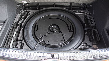 Audi Q3 Under Boot/Spare Wheel
