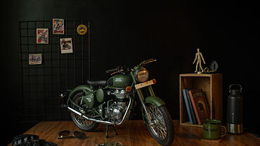 Most affordable and lightest Royal Enfield Classic 500 sold out in India!