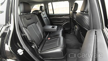 Jeep Grand Cherokee Rear Seats