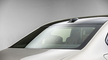 BMW i7 Rear Windshield/Windscreen