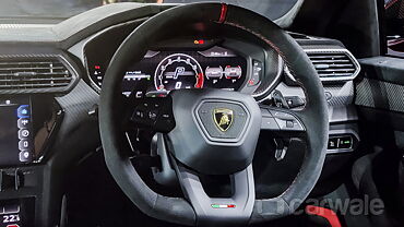 Lamborghini Urus Performante Steering Wheel