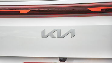 Kia Carnival Rear Logo