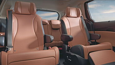 Kia Carnival Second Row Seats