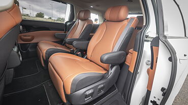 Kia Carnival Second Row Seats