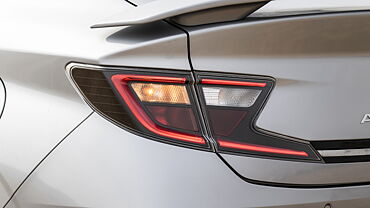 Hyundai Aura Rear Signal/Blinker Light