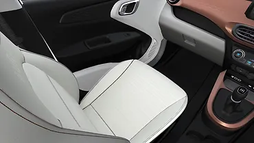 Hyundai Aura Front Row Seats
