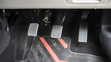 Hyundai Aura Pedals/Foot Controls