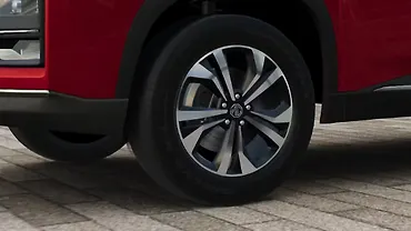MG Hector Plus Wheel