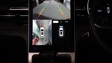 MG Hector Plus 360-Degree Camera Control