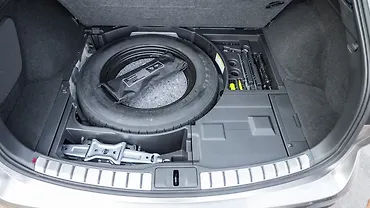 लेक्सस आरएक्स् बूट के नीचे/ अतिरिक्त पहिया