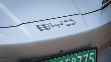BYD Seal Front Logo
