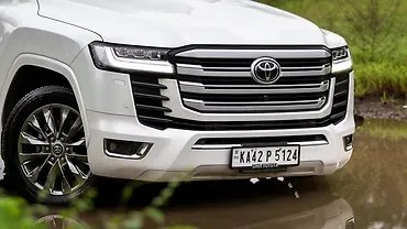 टोयोटा लैंड क्रूज़र ग्रिल्ल