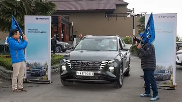 Hyundai Tucson Price - Images, Colours & Reviews - CarWale