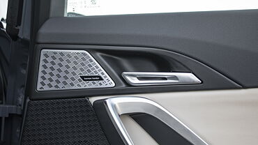 BMW iX1 Rear Speakers