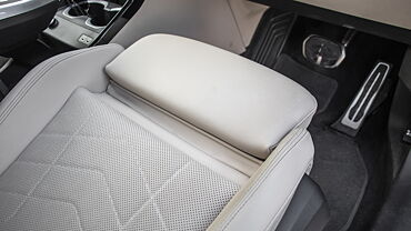 BMW X1 Driver's Seat Adjustable under-thigh Support