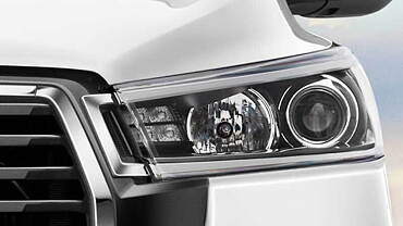 Toyota Innova Crysta Headlight
