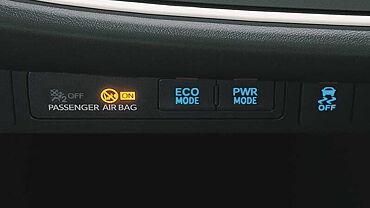 Toyota Innova Crysta Drive Mode Buttons/Terrain Selector