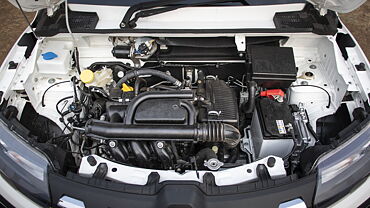 Renault Kwid Engine Shot