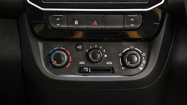 Renault Kwid AC Controls