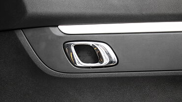 Renault Kwid Front Right Door Pad Handle