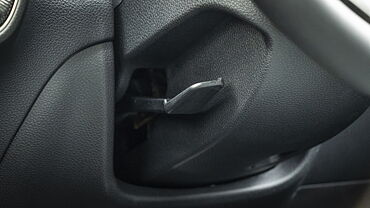 Kia Sonet [2024-2024] Steering Adjustment Lever/Controller