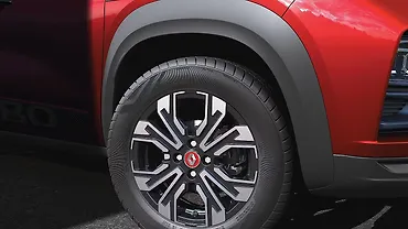 Renault Kiger Images - Interior & Exterior Photo Gallery [200+ Images ...