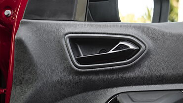 Renault Kiger Front Right Door Pad Handle