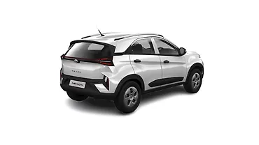 टाटा नेक्सन राइट रियर थ्री क्वार्टर