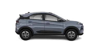 टाटा नेक्सन राइट साइड का दृश्य