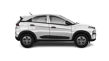 टाटा नेक्सन राइट साइड का दृश्य