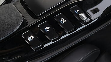 Mercedes-Benz AMG GT 63 S E Performance ESP Button