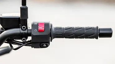 Kawasaki Eliminator Right Side Handelbar Throttle Grip