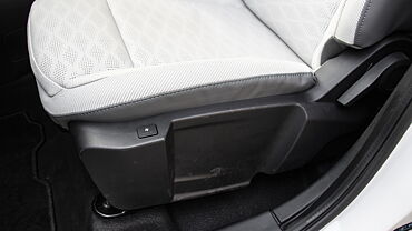 Tata Punch EV Seat Adjustment Manual for Front Passenger