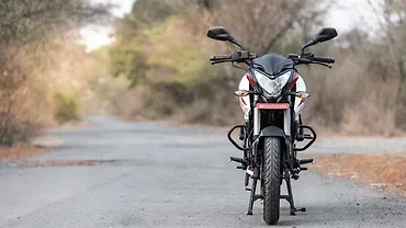 Bajaj Pulsar NS160 Front View