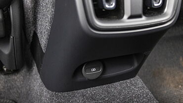 Volvo C40 Recharge Rear Row Charging Point