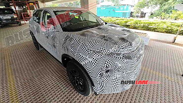 Tata Harrier facelift to get a Safari-like two-spoke steering wheel