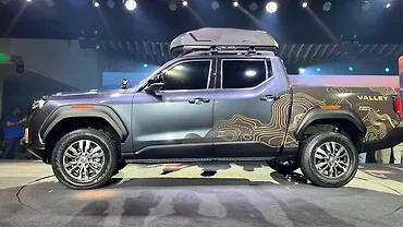 Mahindra Scorpio Lifestyler Left Side View Mahindra Scorpio Lifestyler Left Side View