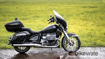 BMW R18 Right Side View