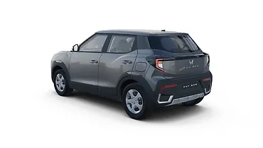 महिंद्रा XUV 3XO लेफ्ट रियर थ्री क्वार्टर महिंद्रा XUV 3XO लेफ्ट रियर थ्री क्वार्टर