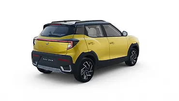 महिंद्रा XUV 3XO राइट रियर थ्री क्वार्टर महिंद्रा XUV 3XO राइट रियर थ्री क्वार्टर
