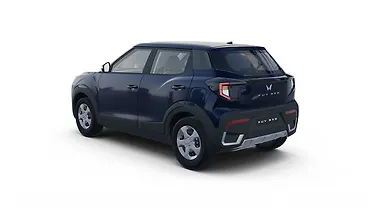 महिंद्रा XUV 3XO लेफ्ट रियर थ्री क्वार्टर महिंद्रा XUV 3XO लेफ्ट रियर थ्री क्वार्टर