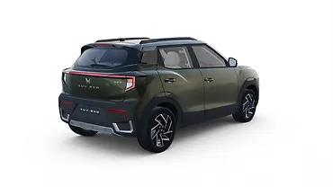 महिंद्रा XUV 3XO राइट रियर थ्री क्वार्टर महिंद्रा XUV 3XO राइट रियर थ्री क्वार्टर