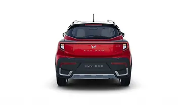 महिंद्रा XUV 3XO पीछे का व्यू महिंद्रा XUV 3XO पीछे का व्यू